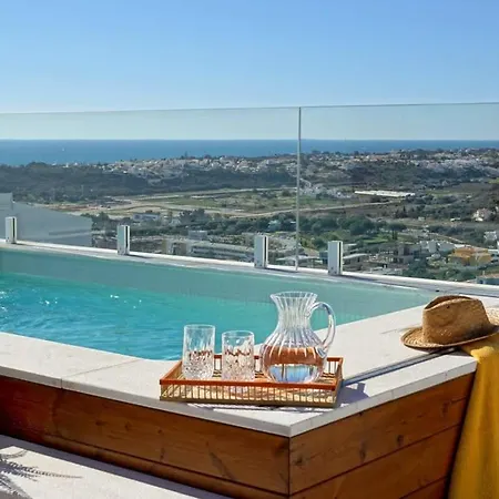 Telhado Luxury Rooftop Retreat With 2 Pools