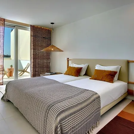 Telhado Luxury Rooftop Retreat With 2 Pools Hébergement de vacances Albufeira